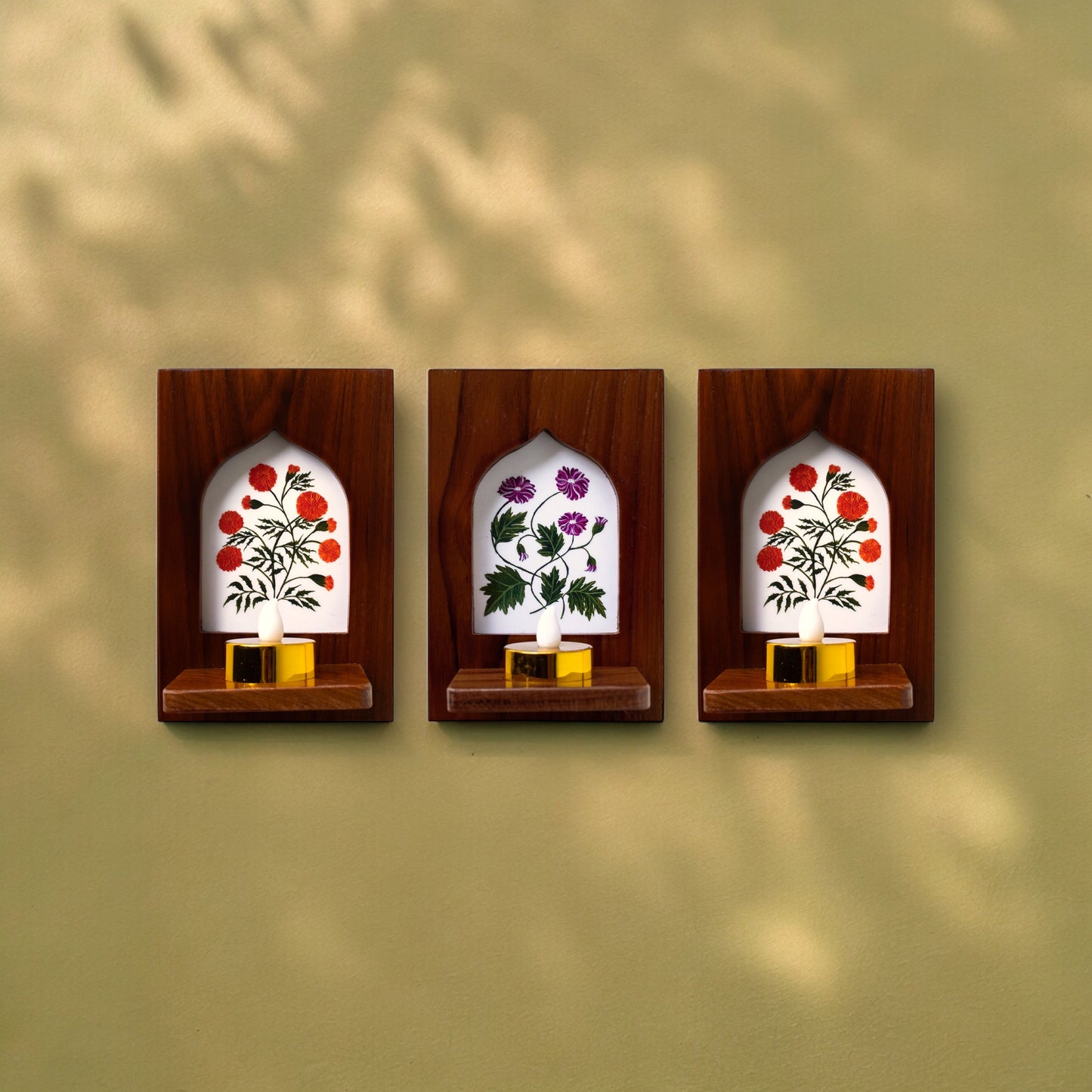 Set of 3 | Candle holders | Single Window | Jharokha Collection