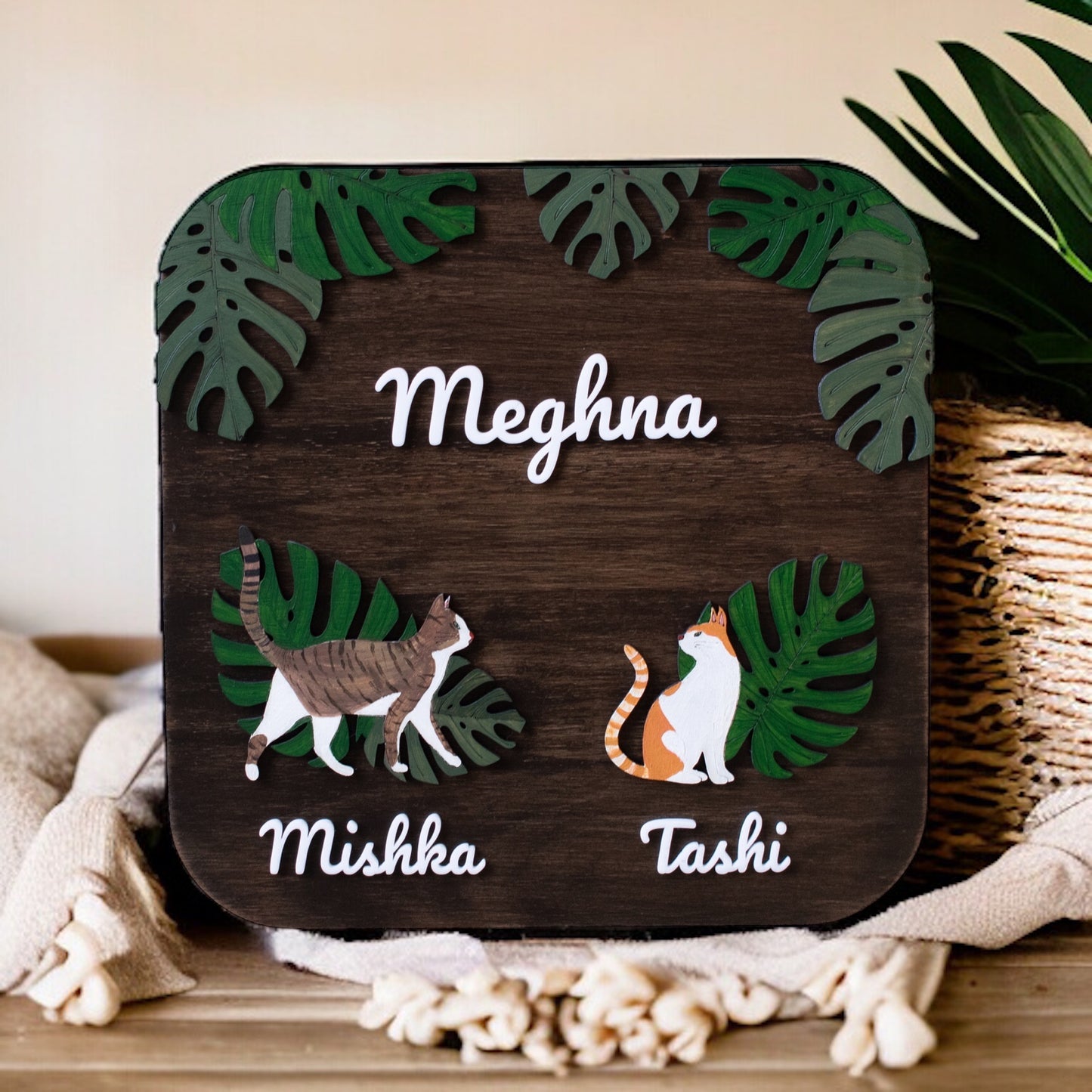 Square | 9" X 9" | Paw Plate | Personalised Pet Nameplate