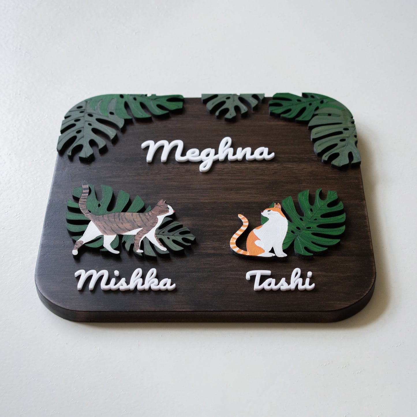 Square | 9" X 9" | Paw Plate | Personalised Pet Nameplate