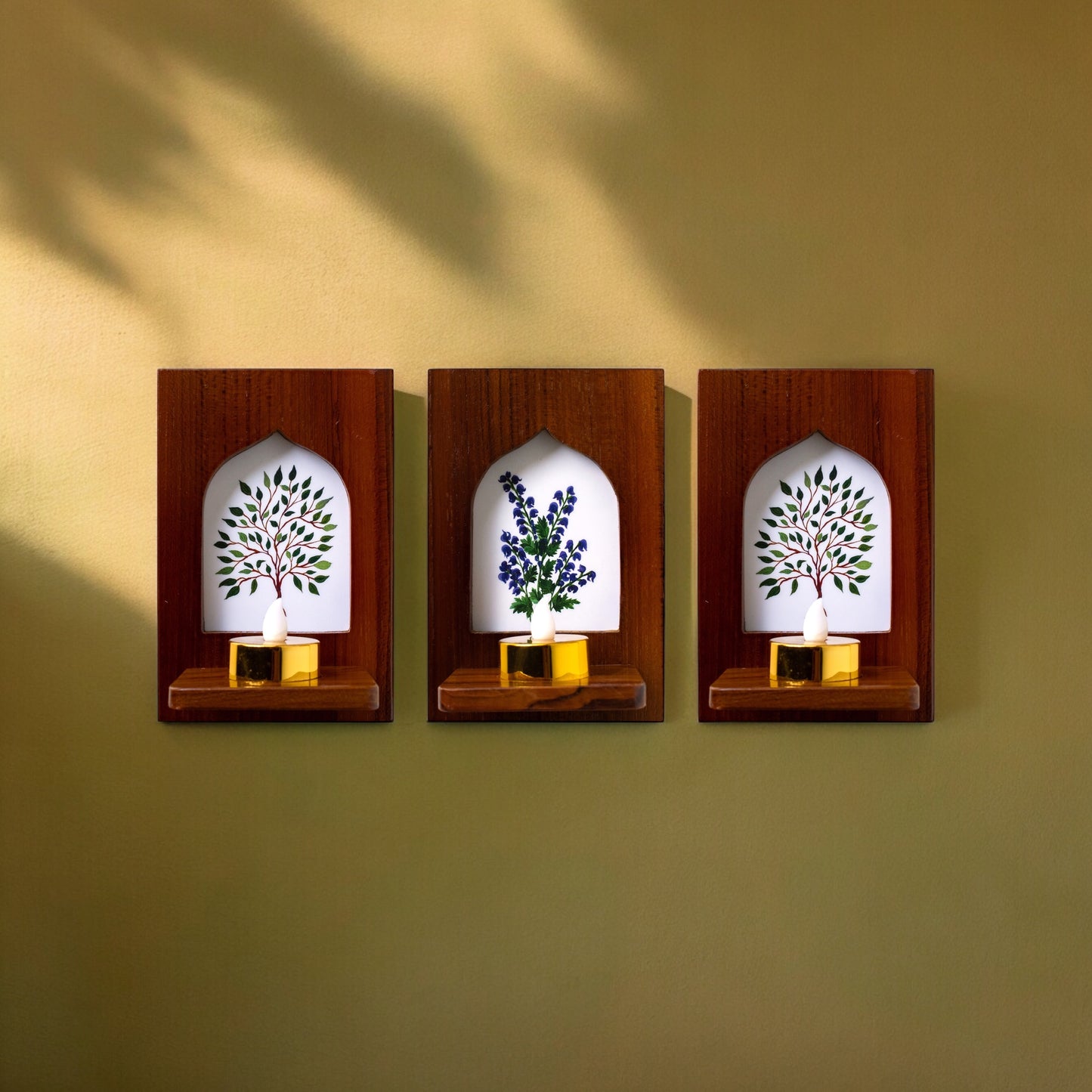 Set of 3 | Candle holders | Single Window | Jharokha Collection