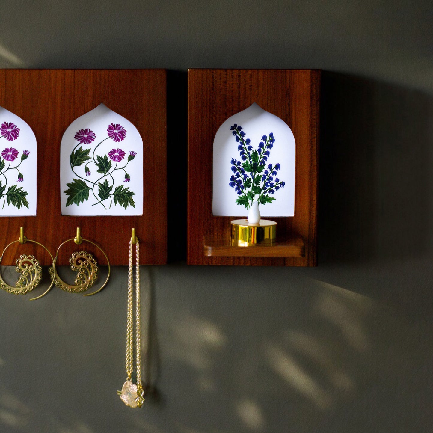 Combo | Key holder ☐☐☐ + Candle holder ☐ | Jharokha Collection