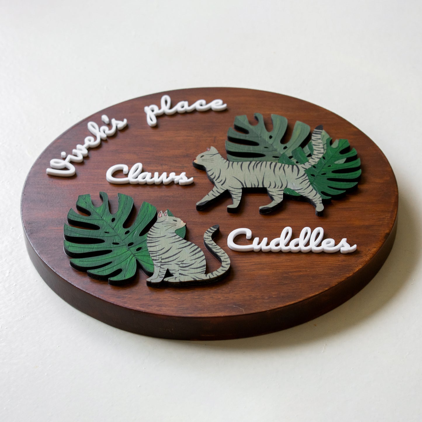 Circle I 9" Dia | Paw-plate | Personalised Pet Nameplate