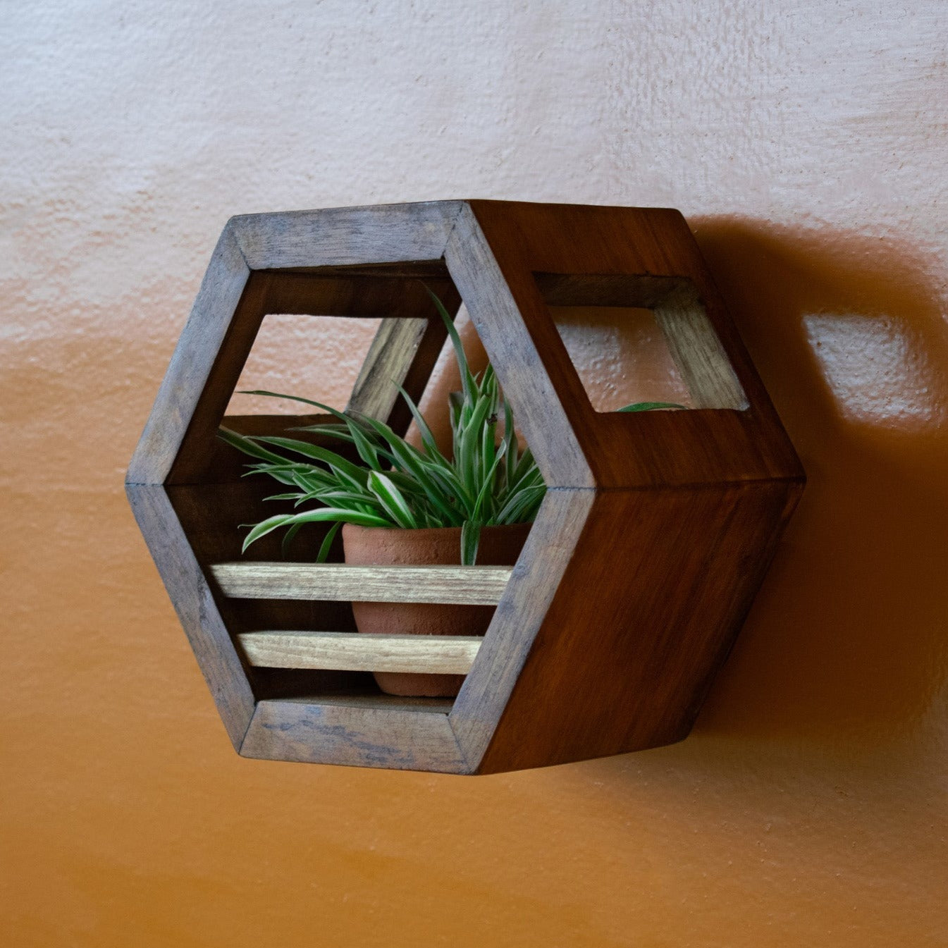 Hexagonal Planter Holder | 8" Diameter